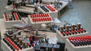 开云体育备用链接-数字化转型：青训系统中的大数据应用，数字化转型_青训系统中的大数据应用有哪些