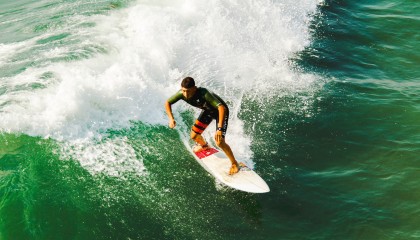 开云体育下载-加拿大队赛制分析：在混合团体赛中如何应对技术与策略挑战，加拿大的比赛