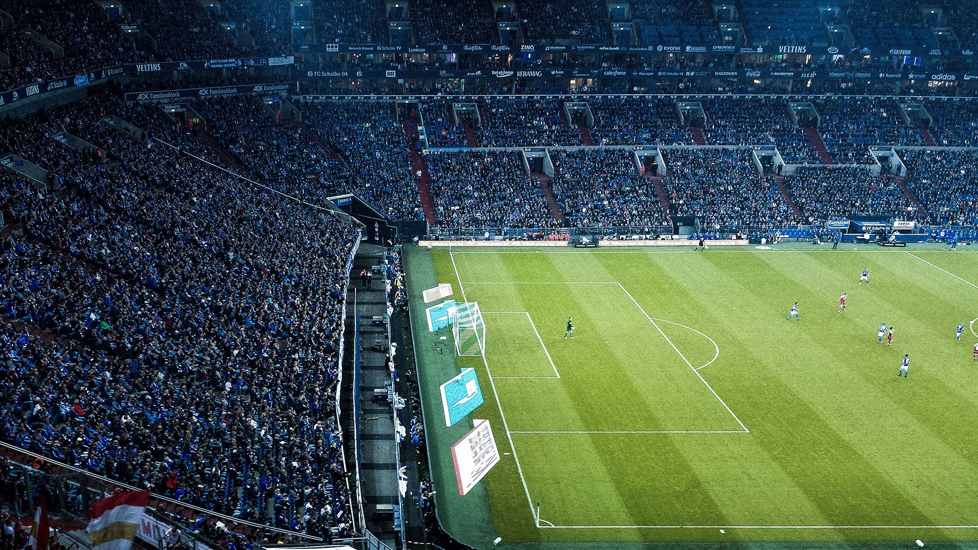 《电竞内容创作:视频、直播、短片的多维度发展》,电竞视频制作